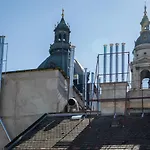 Amora Homes Basilica View Elegant Suite Need Reservation For Free Parking