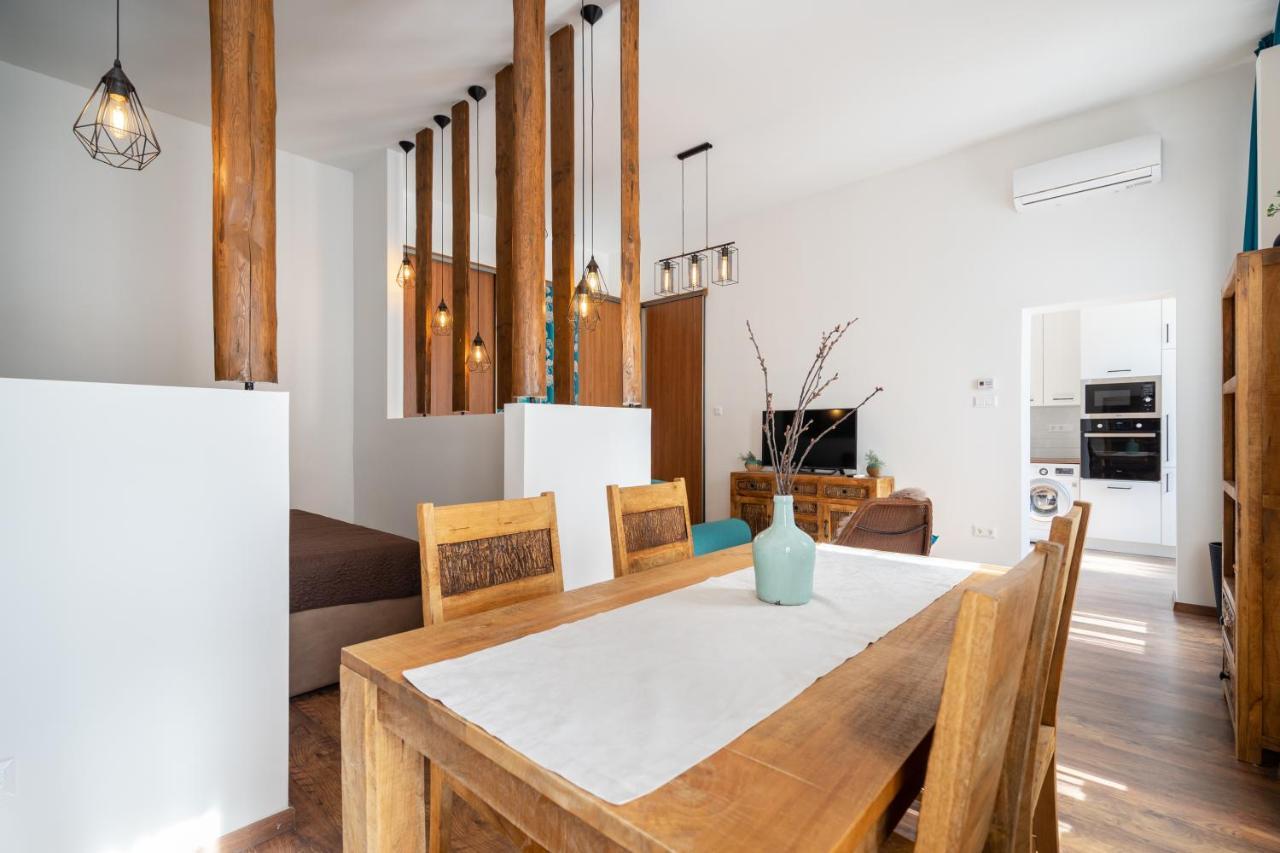 Amora Homes Basilica View Elegant Need Reservation For Free Parking Apartamento
